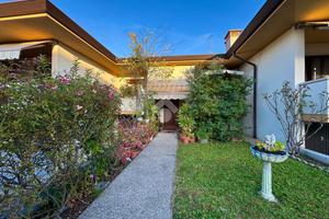 VILLA A SCHIERA A CODROIPO