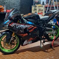 Kawasaki ninja Zx6r 636