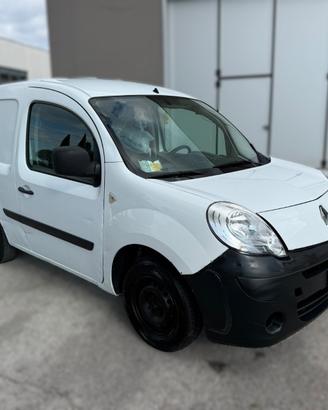 RENAULT KANGOO 1.5 DCI 2009 12 MESI DI GARANZIA 