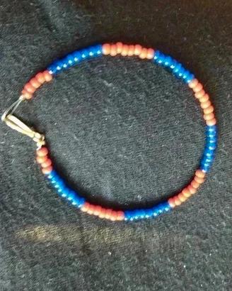 Braccialetto rosso e blu