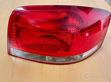 Fanale Audi A3 8p destro