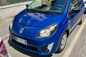 Automobile twingo