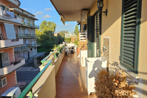 Appartamento siderno zona centrale 150 mq