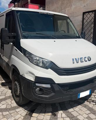 Iveco Daily 35s14 furgone
