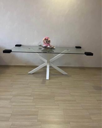 Tavolo in vetro