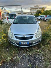OPEL CORSA DEL 2008 DISEL AUTOMATICA