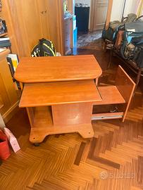 Tavolino postazione PC - a 0€ - da ritirare