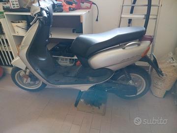 scooter Yamaha neos 50 