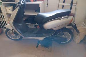 scooter Yamaha neos 50 