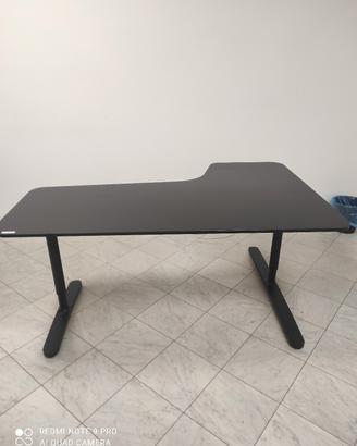 SCRIVANIA IKEA BEKANT