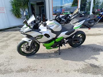 KAWASAKI NINJA e-1 NINJA E-1