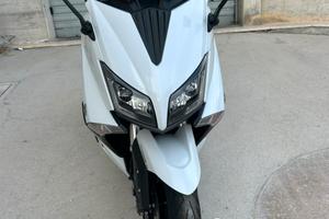 Yamaha T-Max 530