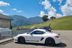 Porsche Cayman R 987