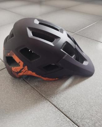 casco bicicletta 