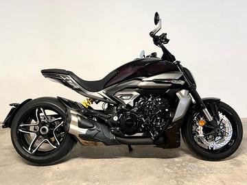 DUCATI XDiavel V4