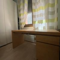 Scrivania e sedia ufficio IKEA