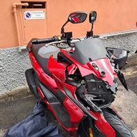 Sym Jet-x 2025 incidentato, DA ROTTAMARE