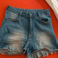 pantal9ncino corto taglia XL 