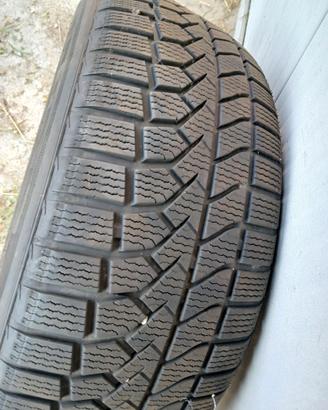 Pneumatici Antineve 235/55 R 18