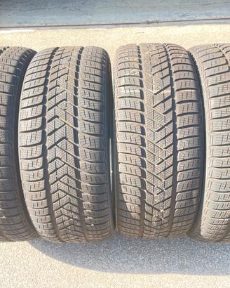 Pneumatici Pirelli
