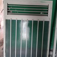 Finestra e porta in alluminio con vetrata