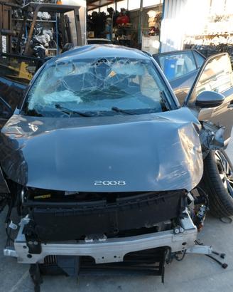 Ricambi usati per PEUGEOT 2008 1.2 PURETECH