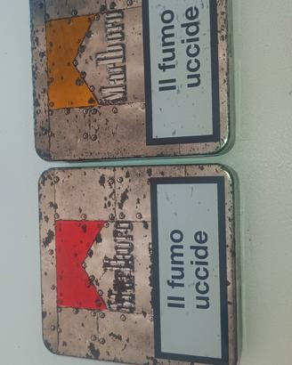Contenitori per tabacco in metallo da collezione