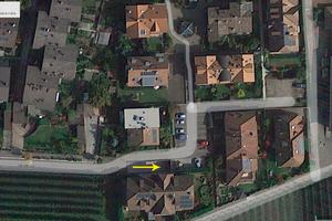 Spazioso posto auto coperto