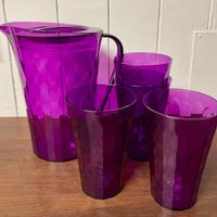 Set da  4  bicchieri più brocca  da 2 l tupper