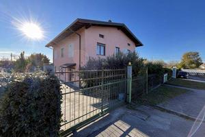 Immobile in asta di 182 m² con 3 locali a Lonato d