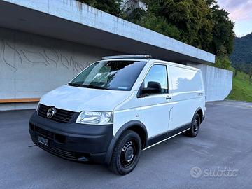 VW TRANSPORTER T5 4Motion
