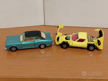 Corgi Toys Miura e Ford no Mebetoys Politoys Dinky