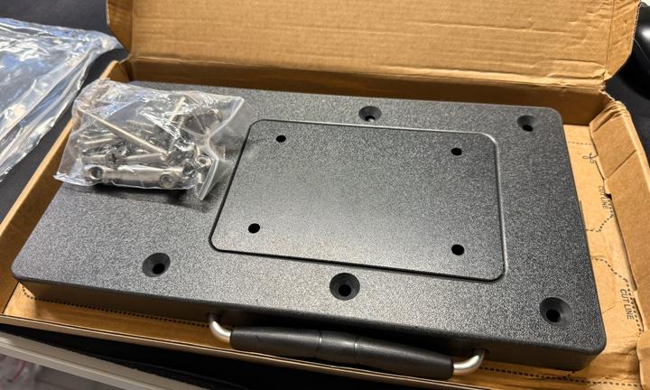 Sgancio rapido motore elettrico barca