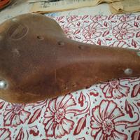 Sella d'epoca Strida.