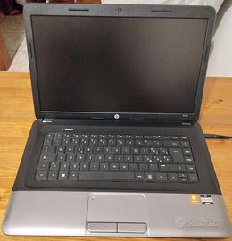 PC portatile HP 655 con caricabatterie originale. 