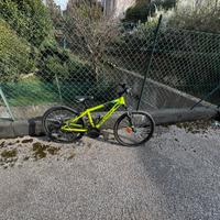 Bicicletta MTB Rockrider