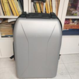 Aspirapolvere Folletto: contenitore accessori