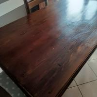 tavolo sala in legno massiccio