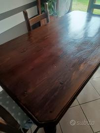 tavolo sala in legno massiccio