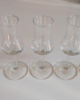 Set di 5 bicchieri da grappa a tulipano