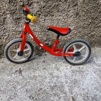 bicicleta senza pedali 