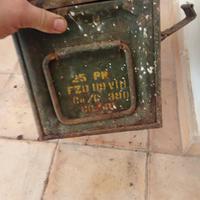 cassa in metallo da munizioni