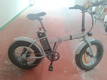 Bici elettrica pieghevole SmartWay