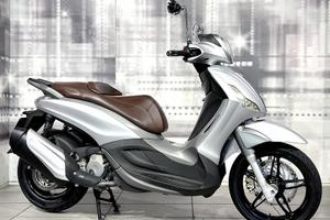 Piaggio Beverly 350 Sport Touring