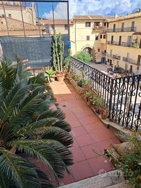 Attico prestigioso con terrazzo nel Borgo antico