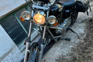 Moto Yamaha drag star