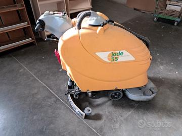 Macchina lavapavimenti jade 55