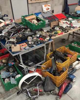 ciao si bravo boxer grillo boss eco cba ricambi 