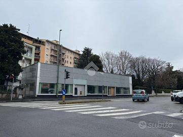 NEGOZIO A SESTO SAN GIOVANNI