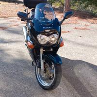 Suzuki 750 f del 1999